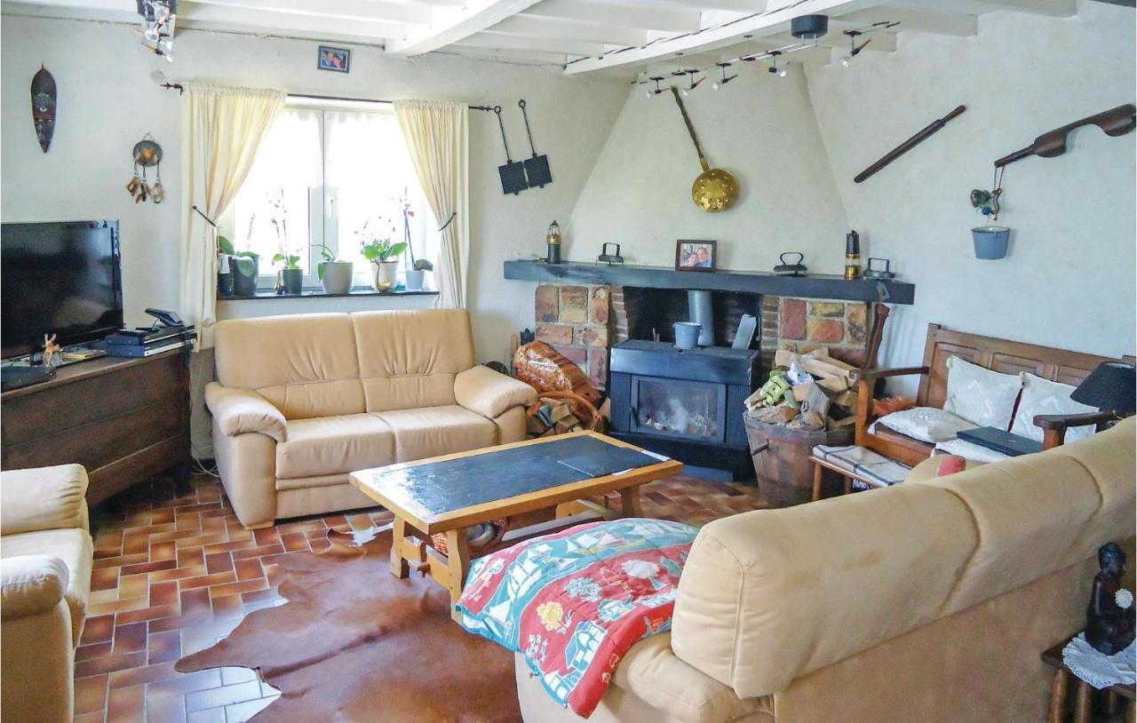 Awesome Home In Chevron With Kitchen エクステリア 写真